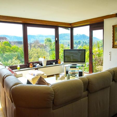 Gemuetliche Wohnung Im Herrenhaus 巴登-巴登 外观 照片